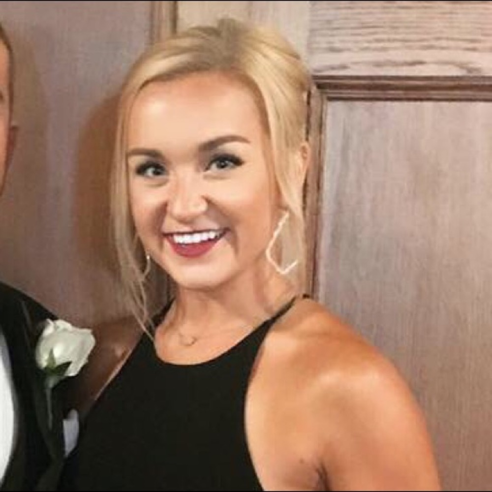 Meet your Posher, Tayler
